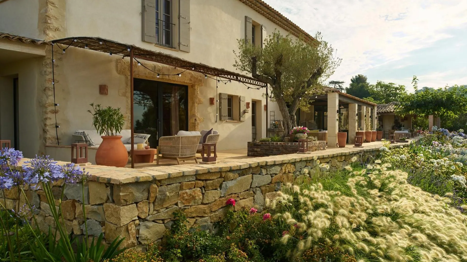 Отель La Bastide Des Culs-Rousset Марсель